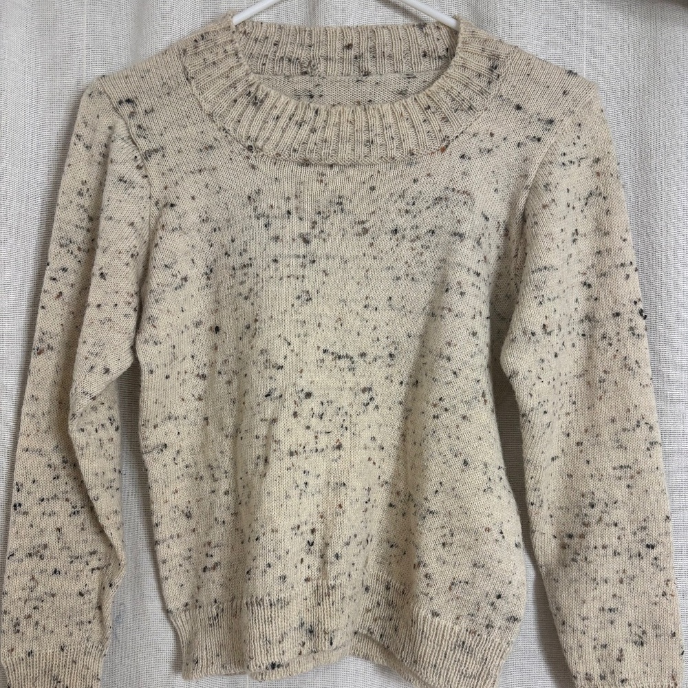 Vintage 1970s handmade knit oatmeal crop sweater XS